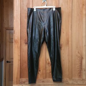 HUE Faux Leather Super Soft Stretch Second Skin High Rise Legging Pants 2X Black